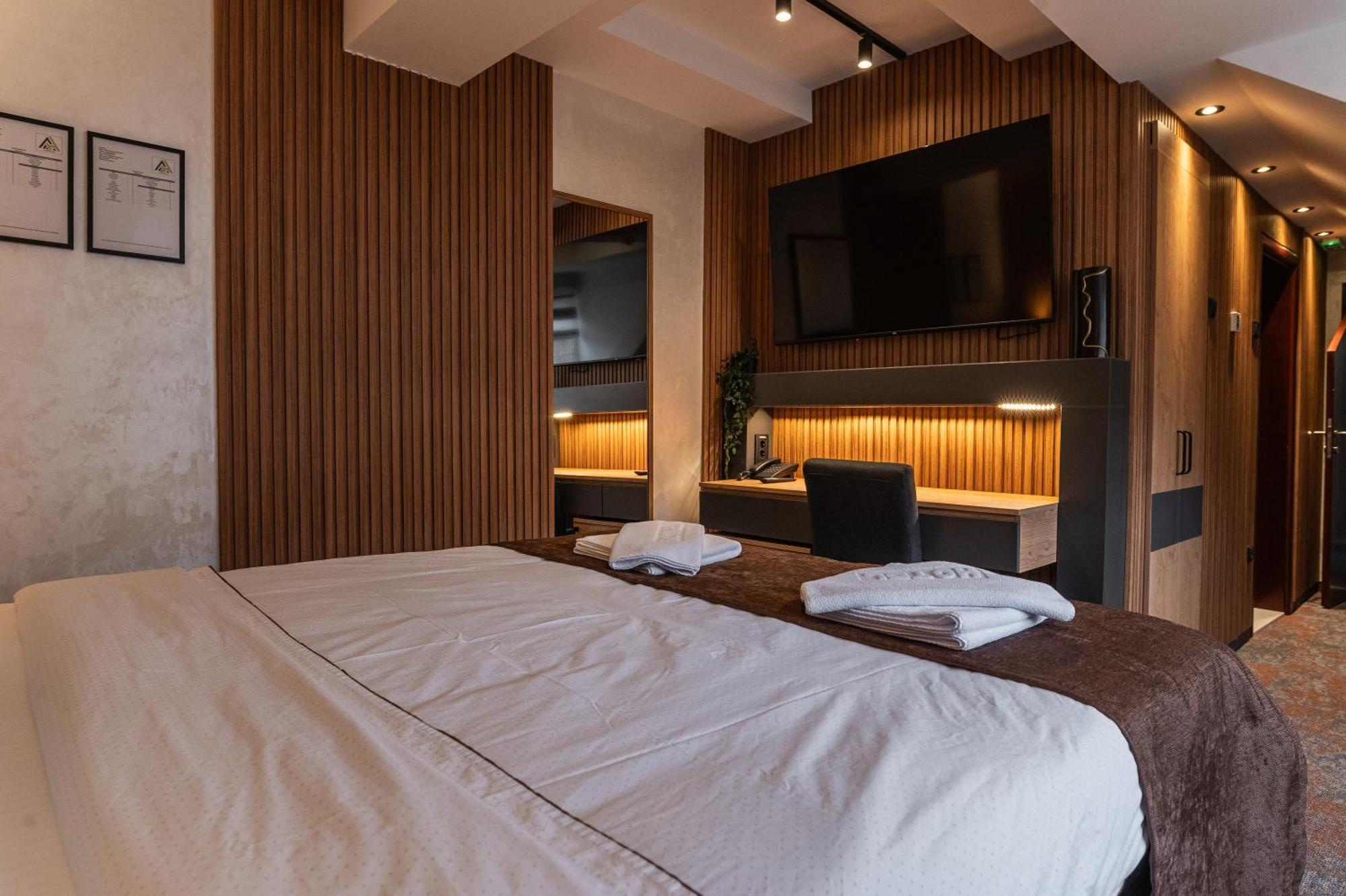 Hotel Astral Sabac Phòng bức ảnh