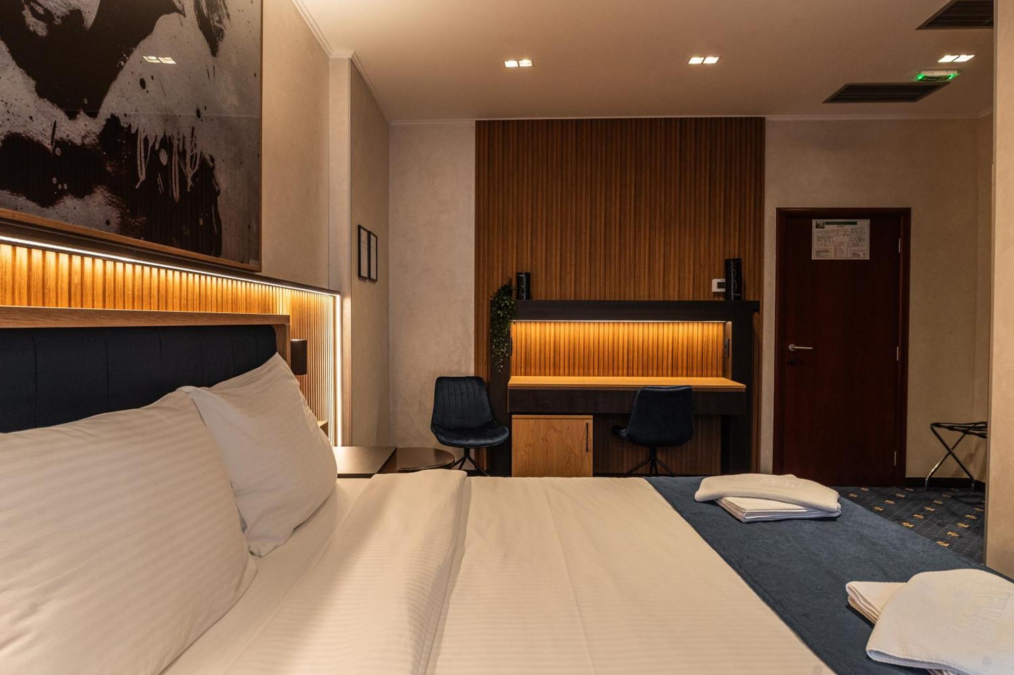 Hotel Astral Sabac Phòng bức ảnh