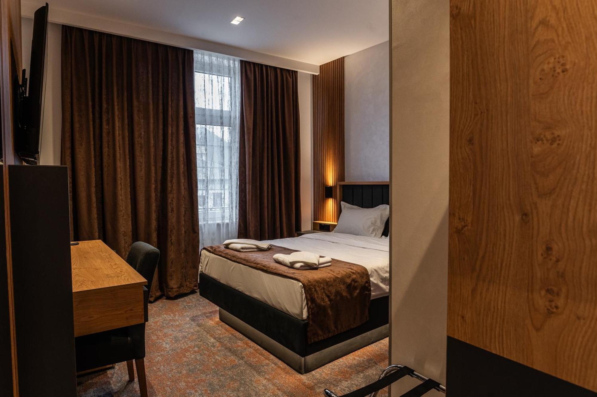 Hotel Astral Sabac Phòng bức ảnh
