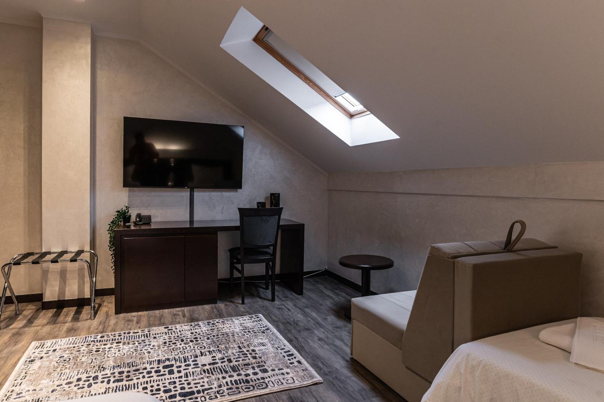 Hotel Astral Sabac Phòng bức ảnh