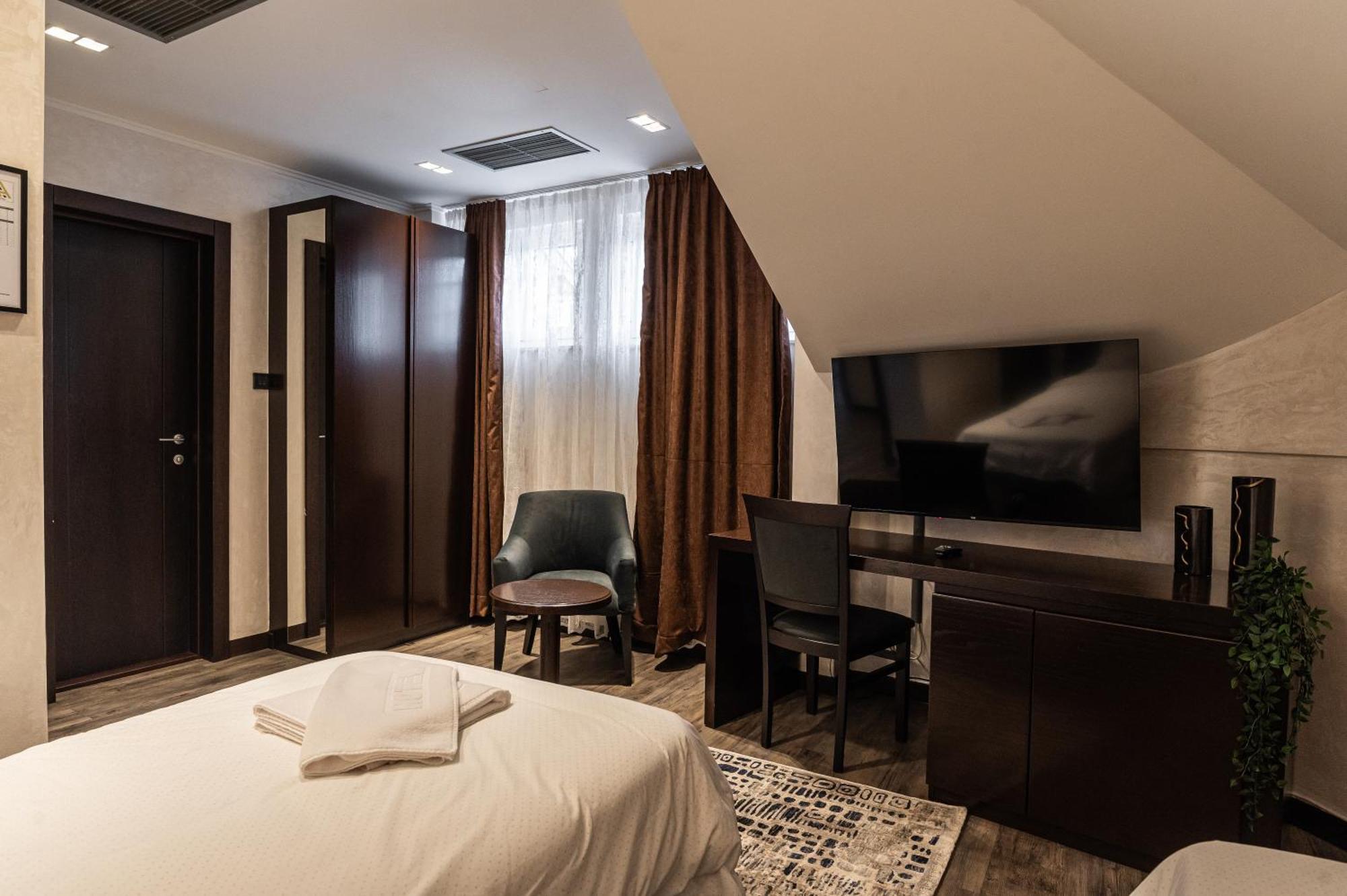 Hotel Astral Sabac Phòng bức ảnh