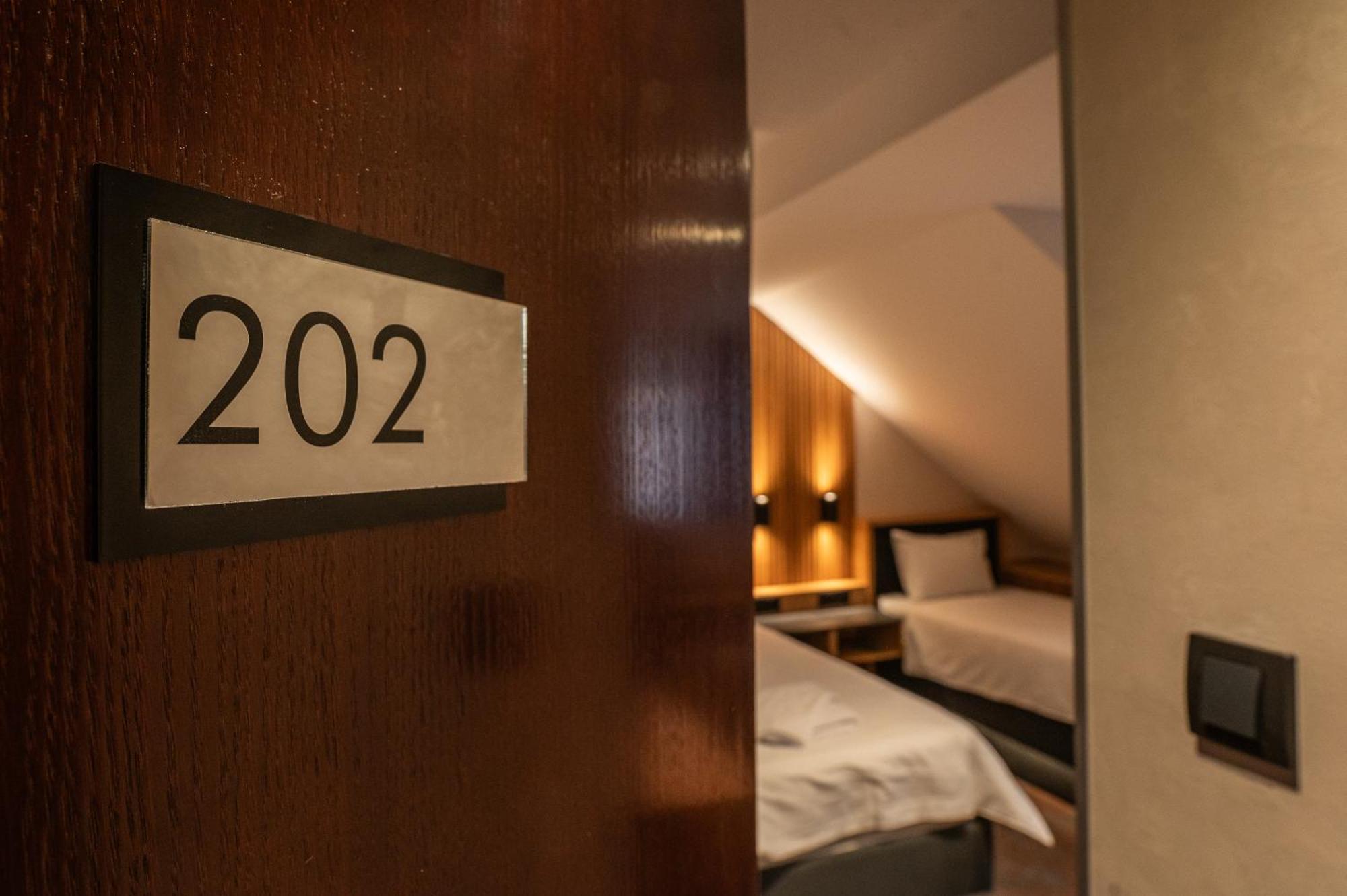 Hotel Astral Sabac Phòng bức ảnh