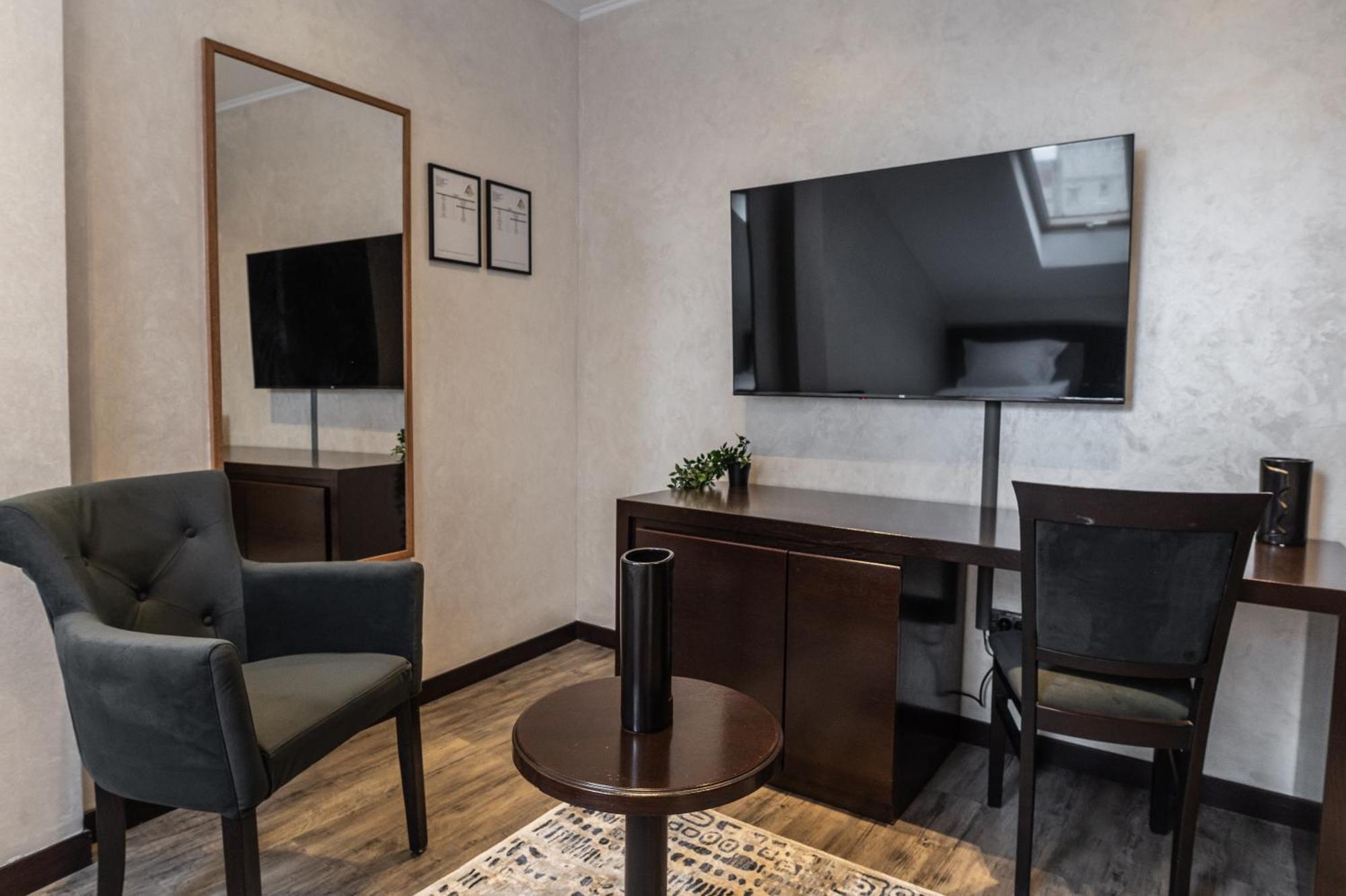 Hotel Astral Sabac Phòng bức ảnh