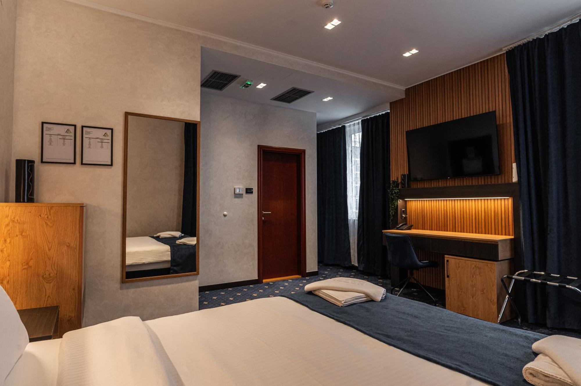 Hotel Astral Sabac Phòng bức ảnh