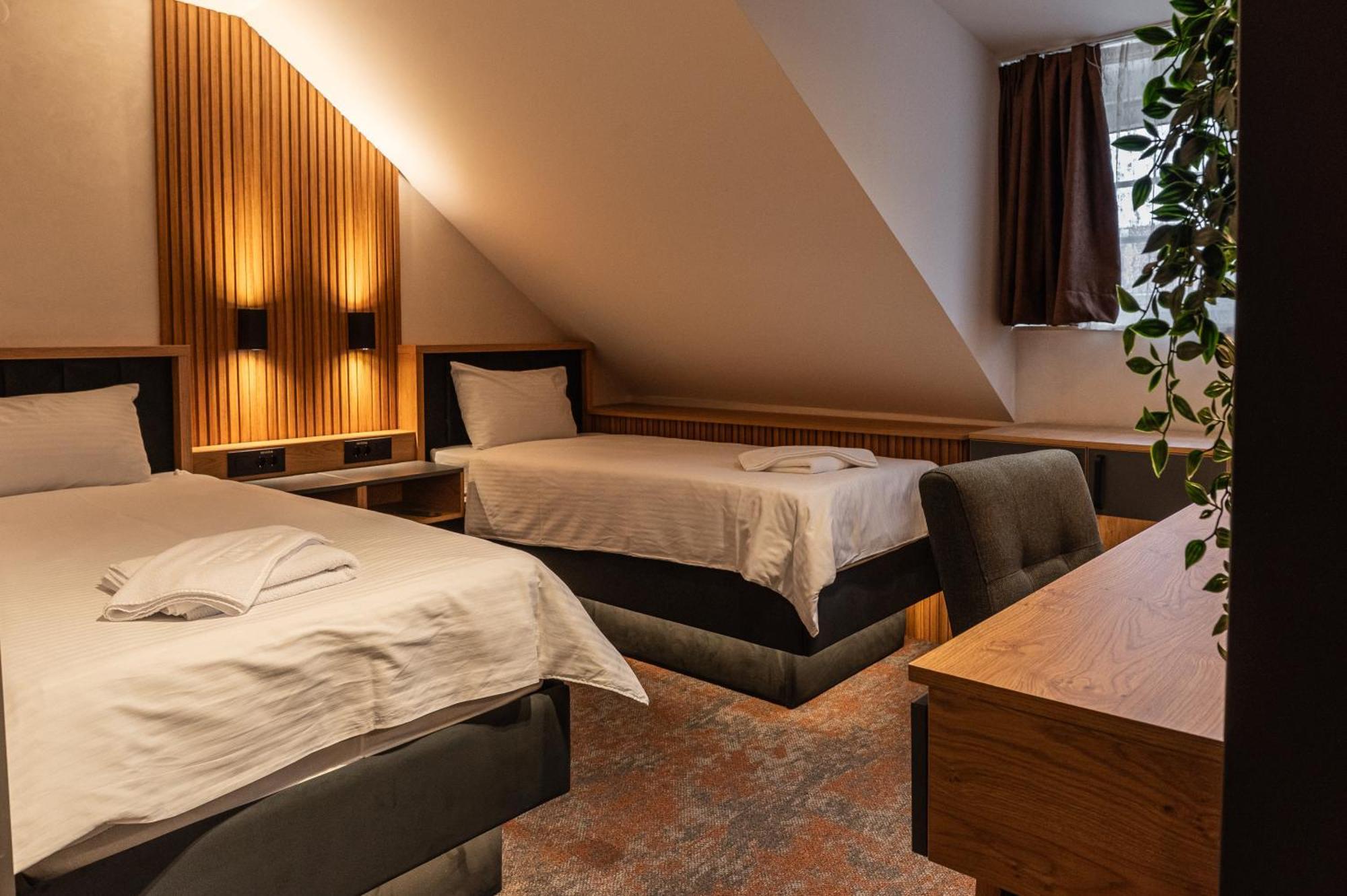 Hotel Astral Sabac Phòng bức ảnh